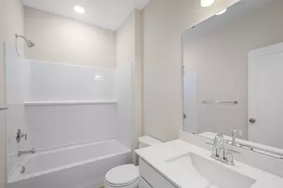 1214 Compton Avenue, River Falls, WI 54022 - Photo 8