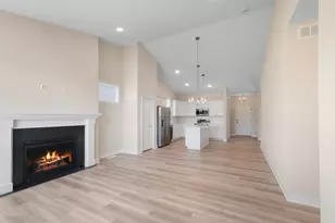 1214 Compton Ave, River Falls, WI 54022 - Photo 14