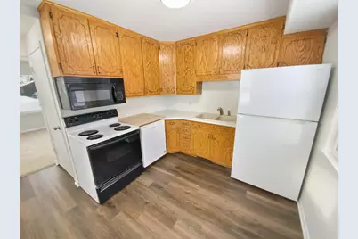 9211 Bryant Avenue S, Bloomington, MN 55420 - Photo 2