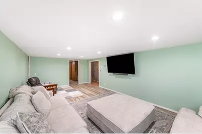 629 Olson Avenue, Windom, MN 56101 - Photo 24