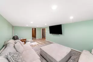 629 Olson Ave, Windom, MN 56101 - Photo 24