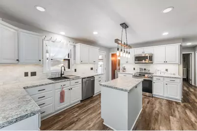 629 Olson Avenue, Windom, MN 56101 - Photo 8