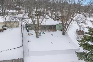 629 Olson Ave, Windom, MN 56101 - Photo 38