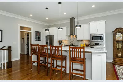 618 Gates Lane SW, Rochester, MN 55902 - Photo 8