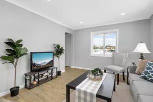 4533 Welcome Ave N, Crystal, MN 55422 - Photo 4