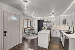 810 98th Ave NW, Coon Rapids, MN 55433 - Photo 6