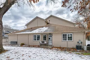 810 98th Ave NW, Coon Rapids, MN 55433 - Photo 1