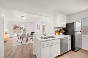 5242 Louisiana Ave N, Crystal, MN 55428 - Photo 14