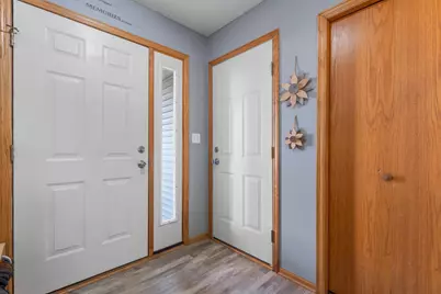 807 5th Avenue NW, Dodge Center, MN 55927 - Photo 2