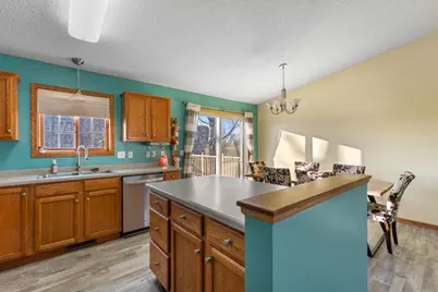 807 5th Avenue NW, Dodge Center, MN 55927 - Photo 10