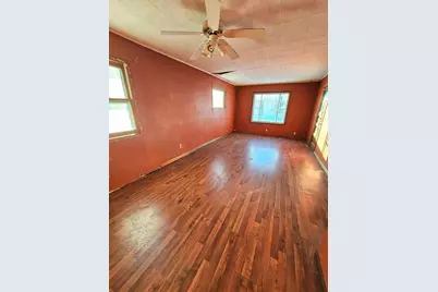 414 Crocker Avenue S, Thief River Falls, MN 56701 - Photo 1