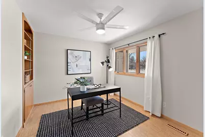 953 Lydia Avenue W, Roseville, MN 55113 - Photo 18