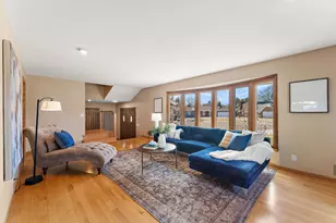 953 Lydia Ave W, Roseville, MN 55113 - Photo 2