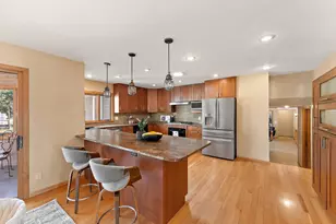 953 Lydia Ave W, Roseville, MN 55113 - Photo 10