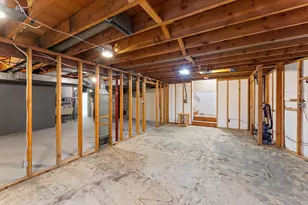 953 Lydia Ave W, Roseville, MN 55113 - Photo 42