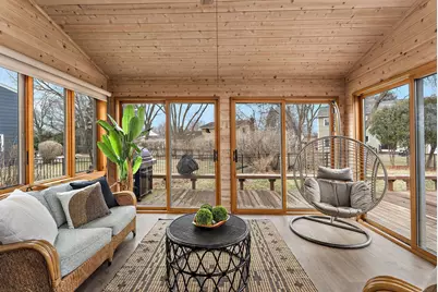 953 Lydia Avenue W, Roseville, MN 55113 - Photo 16