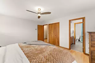 953 Lydia Ave W, Roseville, MN 55113 - Photo 32