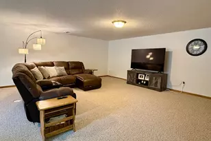 125 Meadow Ln, New London, MN 56273 - Photo 30