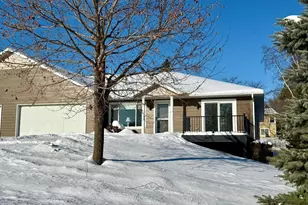 125 Meadow Ln, New London, MN 56273 - Photo 4