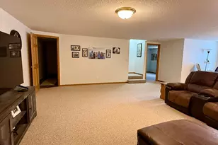 125 Meadow Ln, New London, MN 56273 - Photo 32