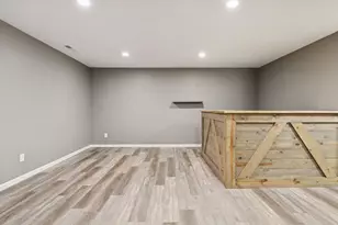 489 Canyon Blvd, Hudson, WI 54016 - Photo 34