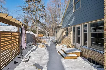 3200 Manor Drive, Golden Valley, MN 55422 - Photo 24