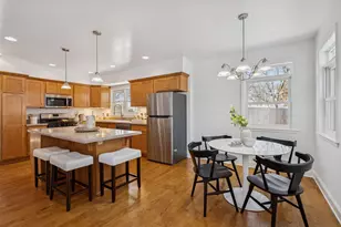 3200 Manor Dr, Golden Valley, MN 55422 - Photo 10