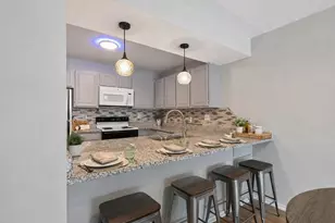 8007 Xerxes Ave S, Bloomington, MN 55431 - Photo 4