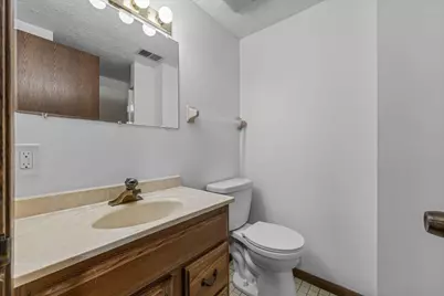 4687 Parkridge Drive, Eagan, MN 55123 - Photo 56