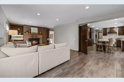 4687 Parkridge Drive, Eagan, MN 55123 - Photo 14