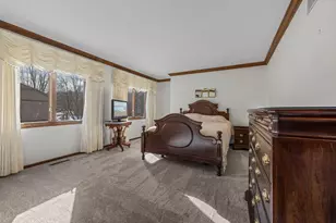 4687 Parkridge Dr, Eagan, MN 55123 - Photo 32