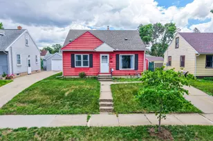 720 13th Ave NE, Rochester, MN 55906 - Photo 2