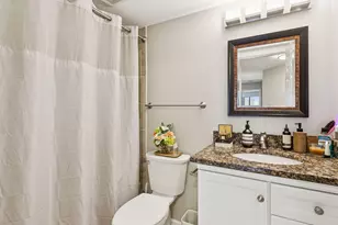 78 10th Street E, Saint Paul, MN 55101 - Photo 18