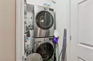 78 10th Street E, Saint Paul, MN 55101 - Photo 20