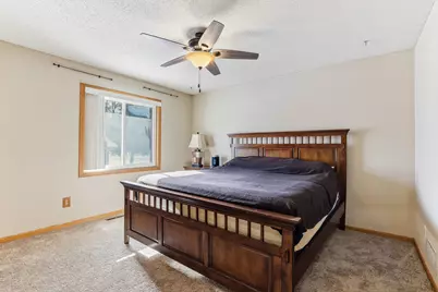 9235 Jeffery Avenue S, Cottage Grove, MN 55016 - Photo 12