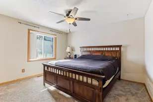 9235 Jeffery Ave S, Cottage Grove, MN 55016 - Photo 12