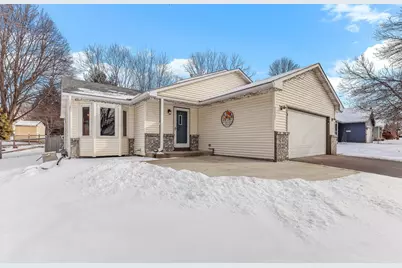 9235 Jeffery Avenue S, Cottage Grove, MN 55016 - Photo 2