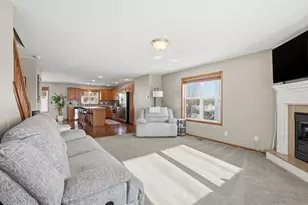 9504 Pheasant Crossing, Minnetrista, MN 55375 - Photo 4