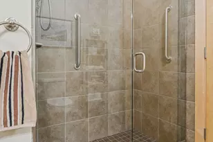 215 10th Ave S, Minneapolis, MN 55415 - Photo 44