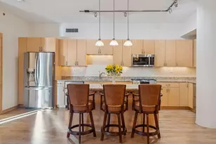 215 10th Ave S, Minneapolis, MN 55415 - Photo 14