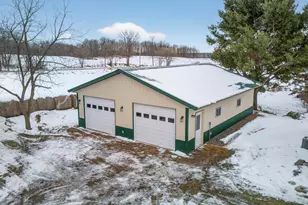 7906 Birchview Rd, Grasston, MN 55030 - Photo 4