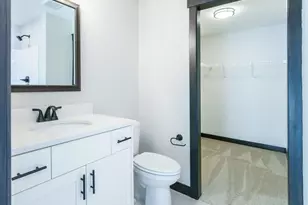 19789 Henley Ln, Lakeville, MN 55044 - Photo 40