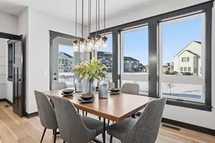 19789 Henley Ln, Lakeville, MN 55044 - Photo 14