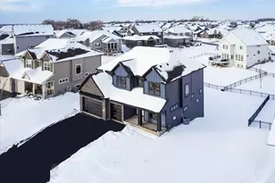 19789 Henley Ln, Lakeville, MN 55044 - Photo 50