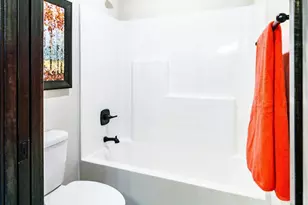 19789 Henley Ln, Lakeville, MN 55044 - Photo 38