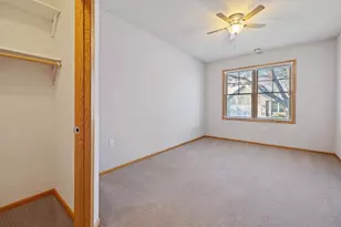 326 Hayes Dr, Hastings, MN 55033 - Photo 10