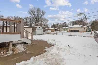 7012 Regent Avenue N, Brooklyn Center, MN 55429 - Photo 24