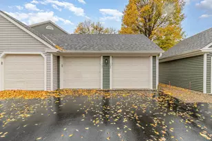 7525 W 110th St, Bloomington, MN 55438 - Photo 20