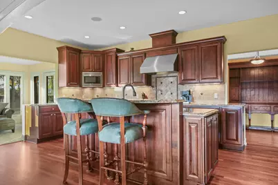 5604 Sherwood Avenue, Edina, MN 55424 - Photo 2