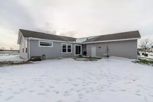 2015 Essler Dr, Saint Peter, MN 56082 - Photo 42